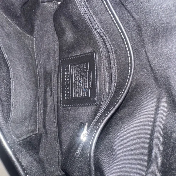 Coach Soho Buckle Flap Black Signature Shoulder Bag Y2K Vintage G0530-3628 - Picture 12 of 12